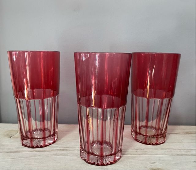 Juego Copas y Licorera Baccarat Rojo