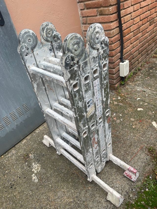 Escalera Plegable Multiusos