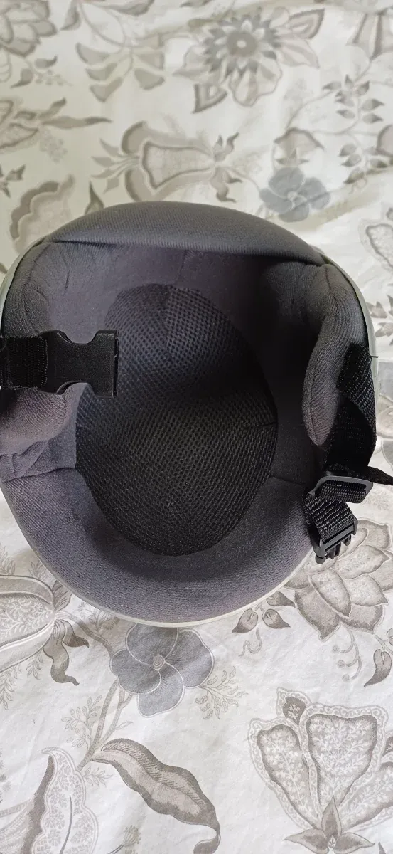 Casco Etto plateado niño pequeño