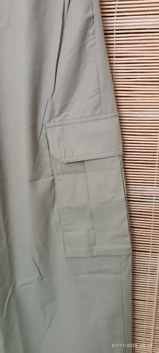 Pantalón ancho cargo verde Mango