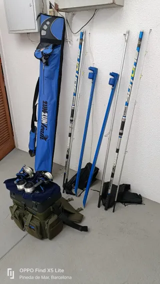 2 cañas de Surfcasting más todos sus complementos
