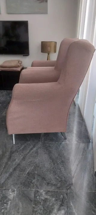 Pareja de butacas de tela