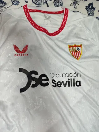 Equipación SFC Castore Talla M