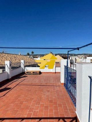 Casa adosada en alquiler en Campo de la Verdad - Miraflores en Córdoba