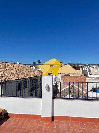 Casa adosada en alquiler en Campo de la Verdad - Miraflores en Córdoba