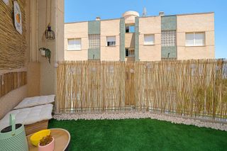 Piso en alquiler en Torrelamata - La Mata en Torrevieja