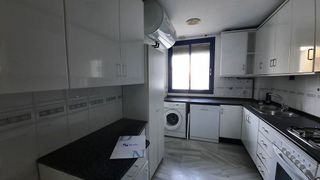 Piso en alquiler en Ciudad Jardín - Zoco en Córdoba