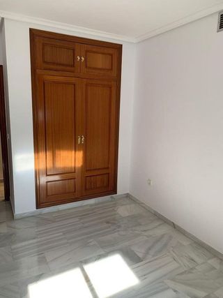 Piso en alquiler en Ciudad Jardín - Zoco en Córdoba