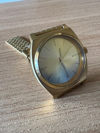 Reloj Nixon Time Teller Dorado