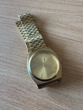 Reloj Nixon Time Teller Dorado