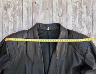 Chaqueta de cuero oversize negra, Vintage 90's.