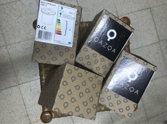 4 Focos empotrables terraza negros y plateados