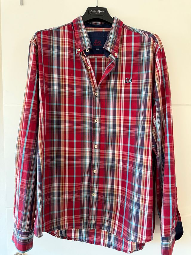 Camisa Riderbike de caballero, roja de cuadros.