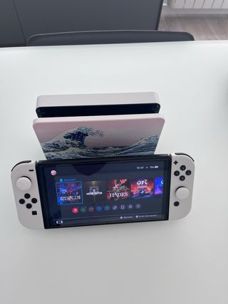 Nintendo Switch OLED Blanca y Rosa