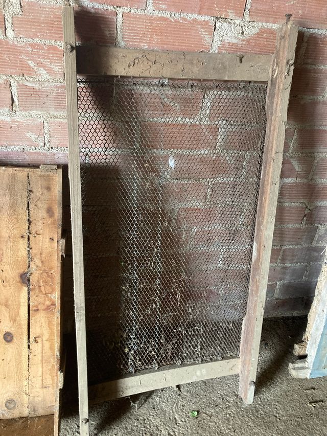 Somier de madera y metal