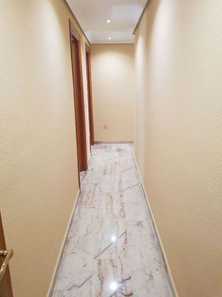 Piso en alquiler en Los Remedios en Sevilla