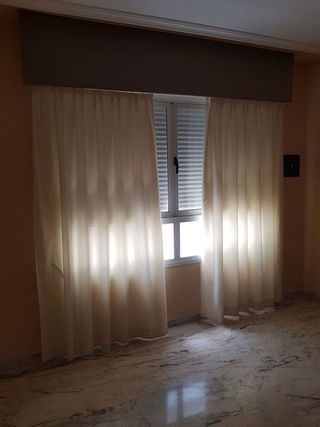 Piso en alquiler en Los Remedios en Sevilla