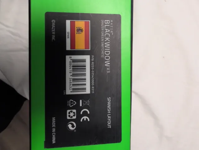 Teclado Razer Blackwidow 3 RGB con reposamuñecas