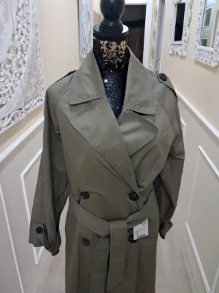 Gabardina verde oliva mujer