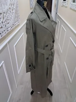 Gabardina verde oliva mujer