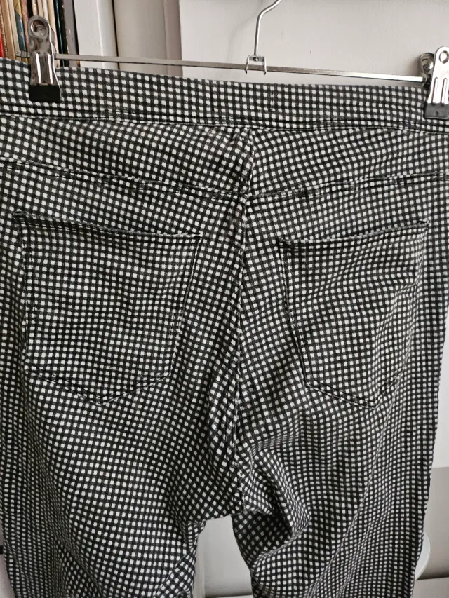 Pantalón cuadros vichy Bershka