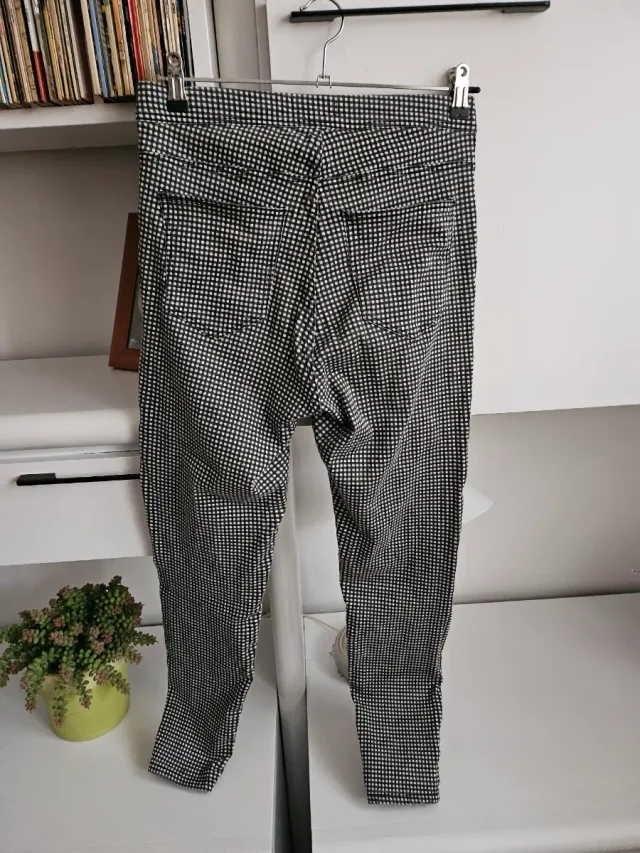 Pantalón cuadros vichy Bershka