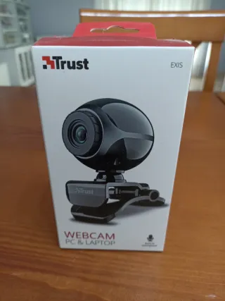 Webcam Trust Exis Negra