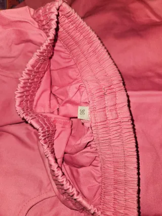 Uniforme estética rosa Talla 36 XS