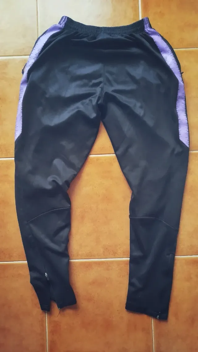 Chándal Tottenham Nike Talla L Negro/Morado