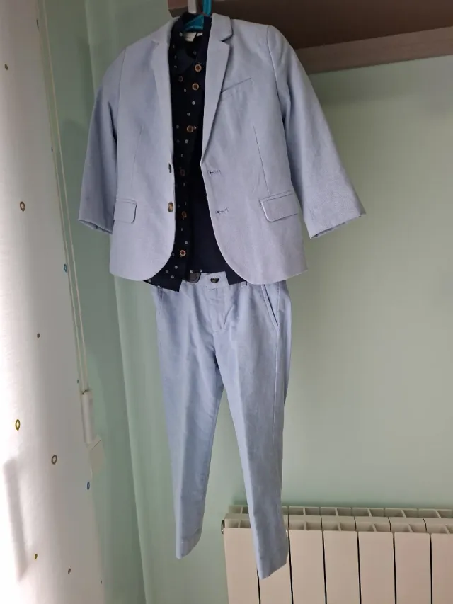 Traje de niño 3 piezas Talla 4-5 años