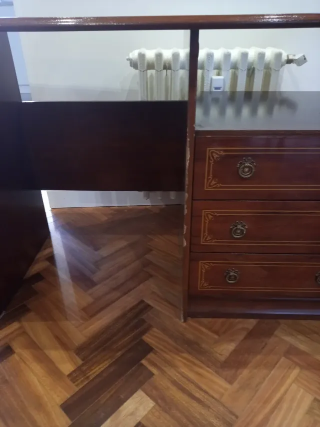 Mesa de estudio madera noble