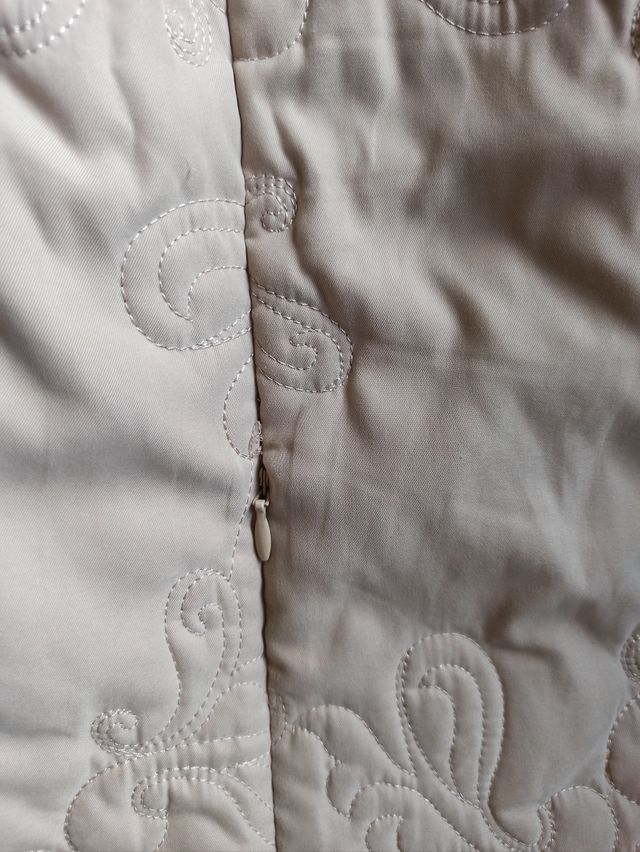 Cazadora acolchada beige mujer talla 40