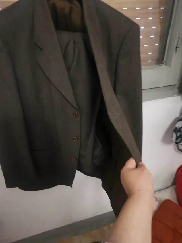 Traje de hombre marrón/verde oliva