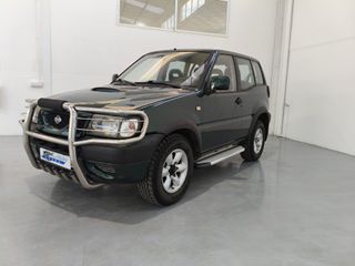 Nissan Terrano II 2001