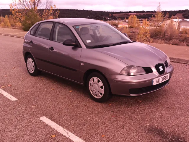 SEAT IBIZA