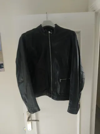 Chaqueta de cuero negra para hombre