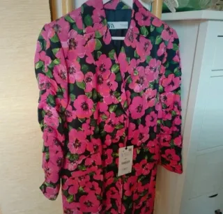 Vestido blazer Zara estampado floral Talla S