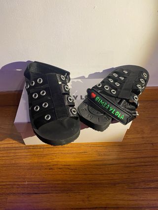 Sandalias Bimba y Lola Negras