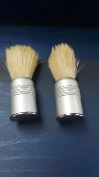 Set 2 brochas de afeitar plateadas