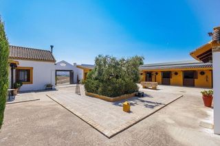 Cortijo en venta en Morón de la Frontera