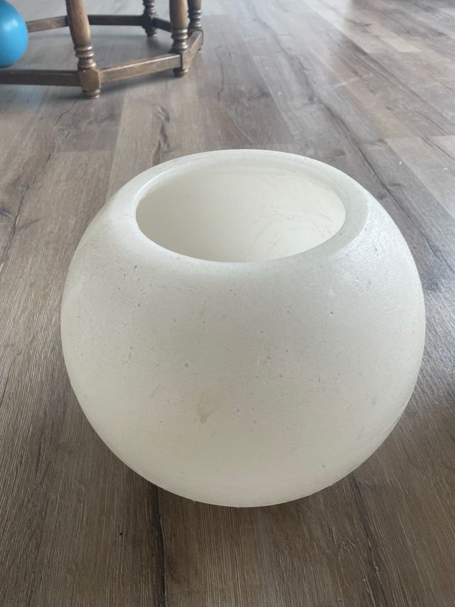 Juego 2 velas esfera de 26cm alto x 26 cm ancho