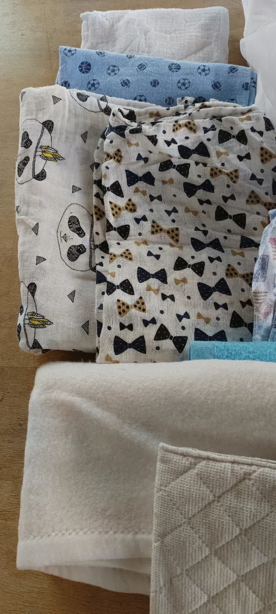 Set di biancheria per culla: coperte e lenzuola, 22 capi