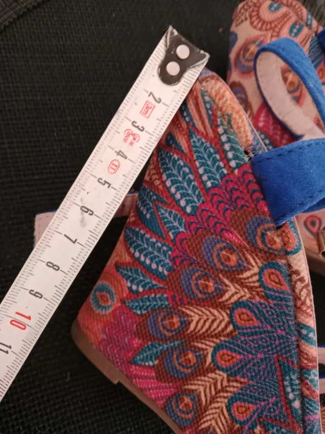 Sandalias Refresh cuña alta multicolor