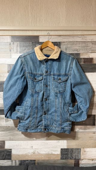 Chaqueta vaquera Zara con borrego