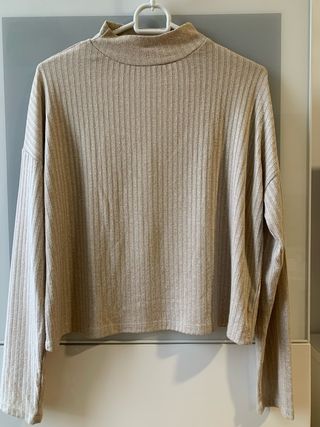 Camiseta canalé de punto Stradivarius