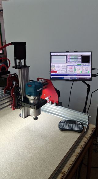 Fresadora Router CNC 2300x1300 mm