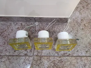 3 Focos Ojo de Buey Cuadrados Amarillos de cristal