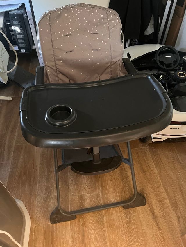 Trona de bebé plegable y reclinable