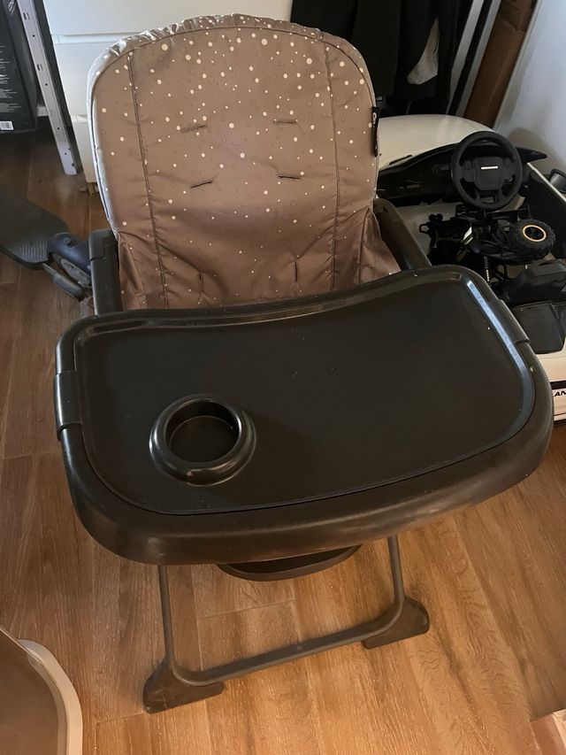 Trona de bebé plegable y reclinable