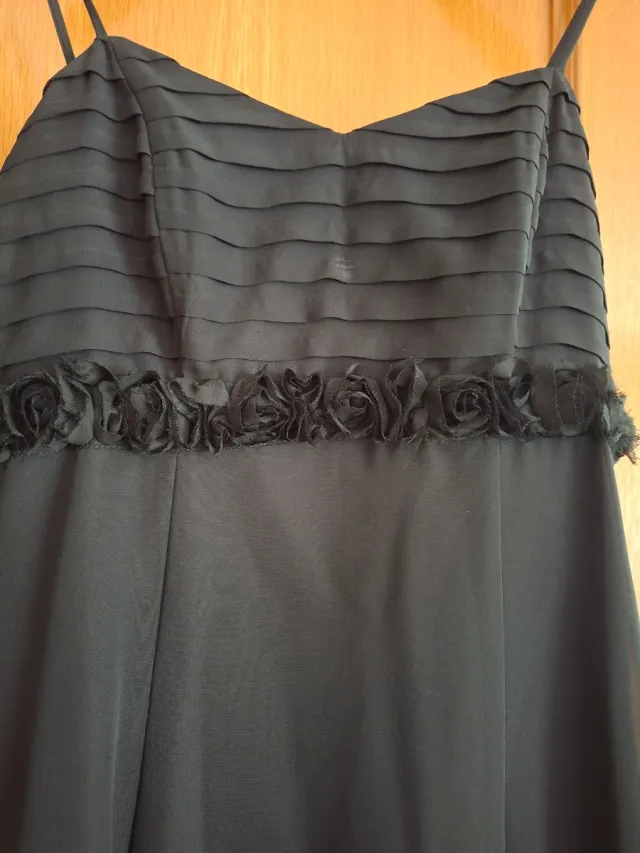 Vestido fiesta negro con flores